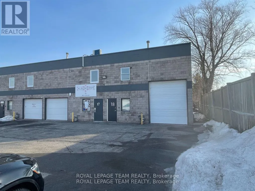 18 - 2759 FENTON ROAD S