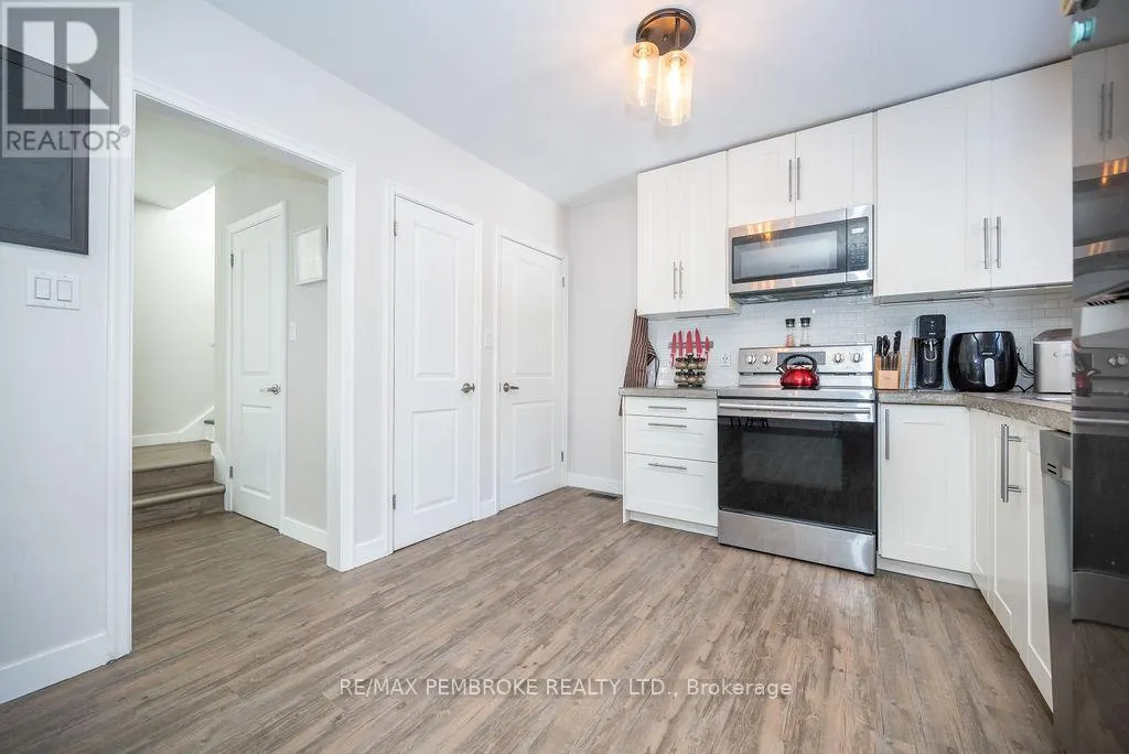 13 HIGHLAND CRESCENT