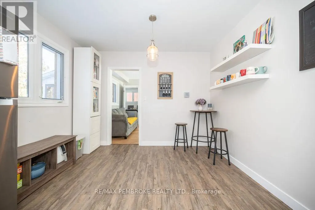 13 HIGHLAND CRESCENT