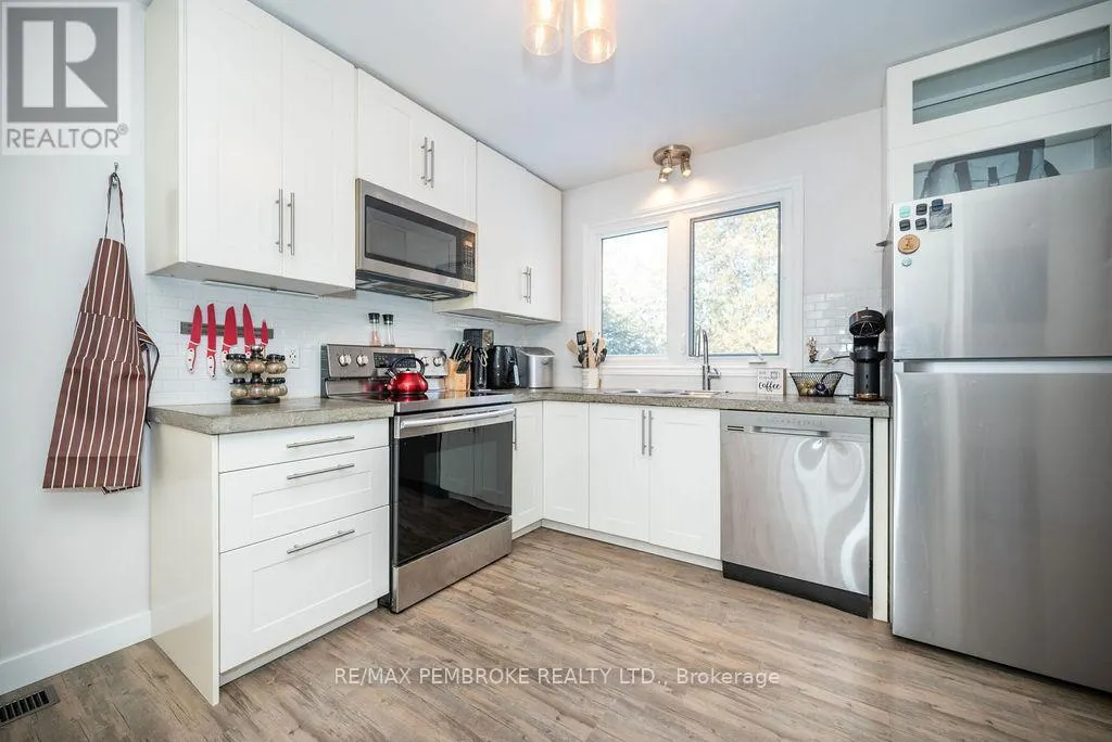 13 HIGHLAND CRESCENT
