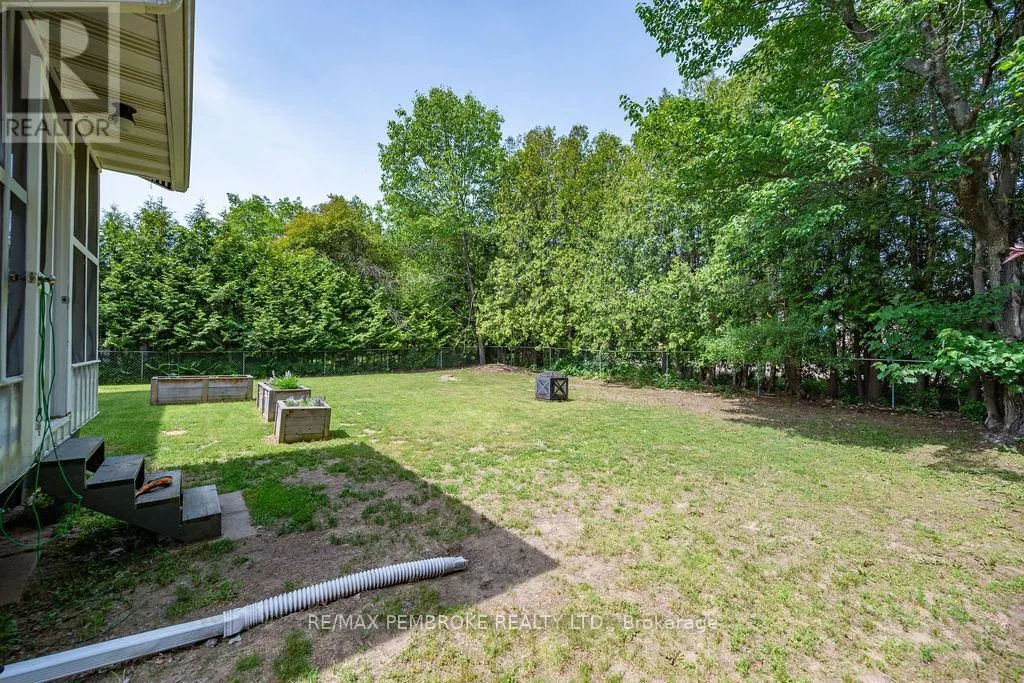 13 HIGHLAND CRESCENT