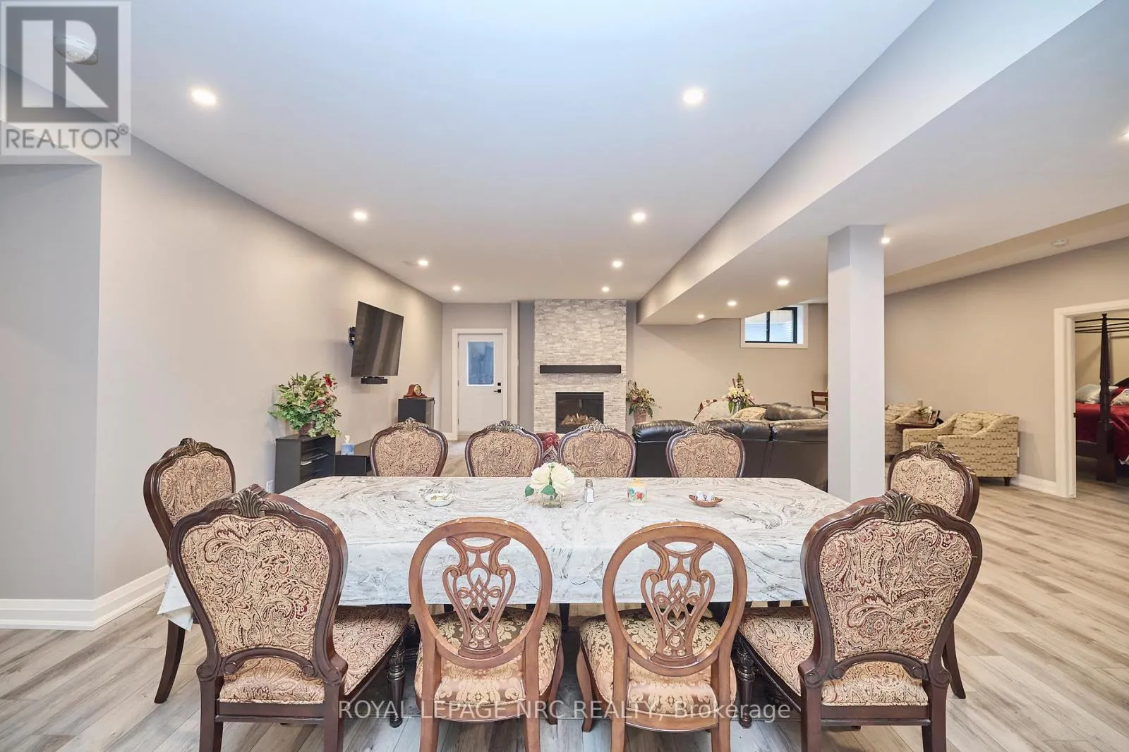 1174 SPEARS ROAD