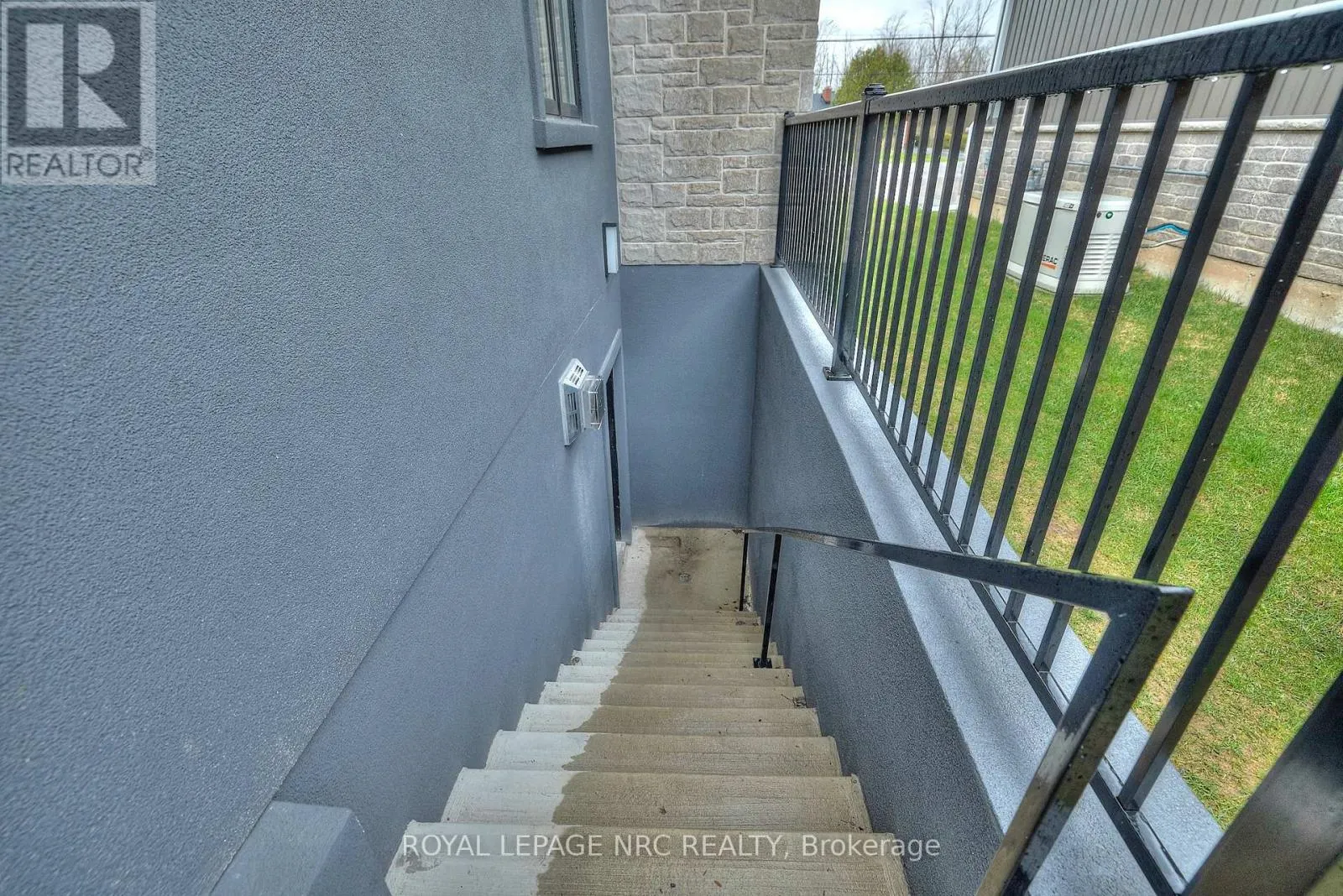 1174 SPEARS ROAD