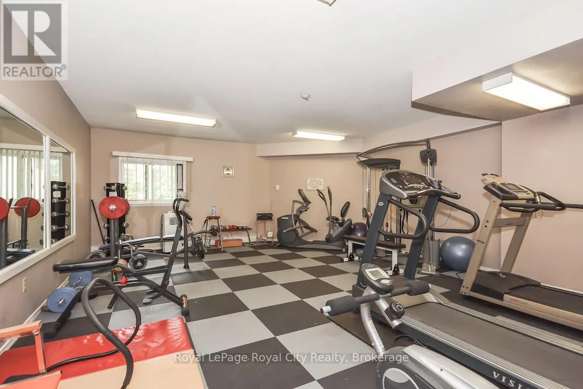 207 - 19 WOODLAWN ROAD E, #207