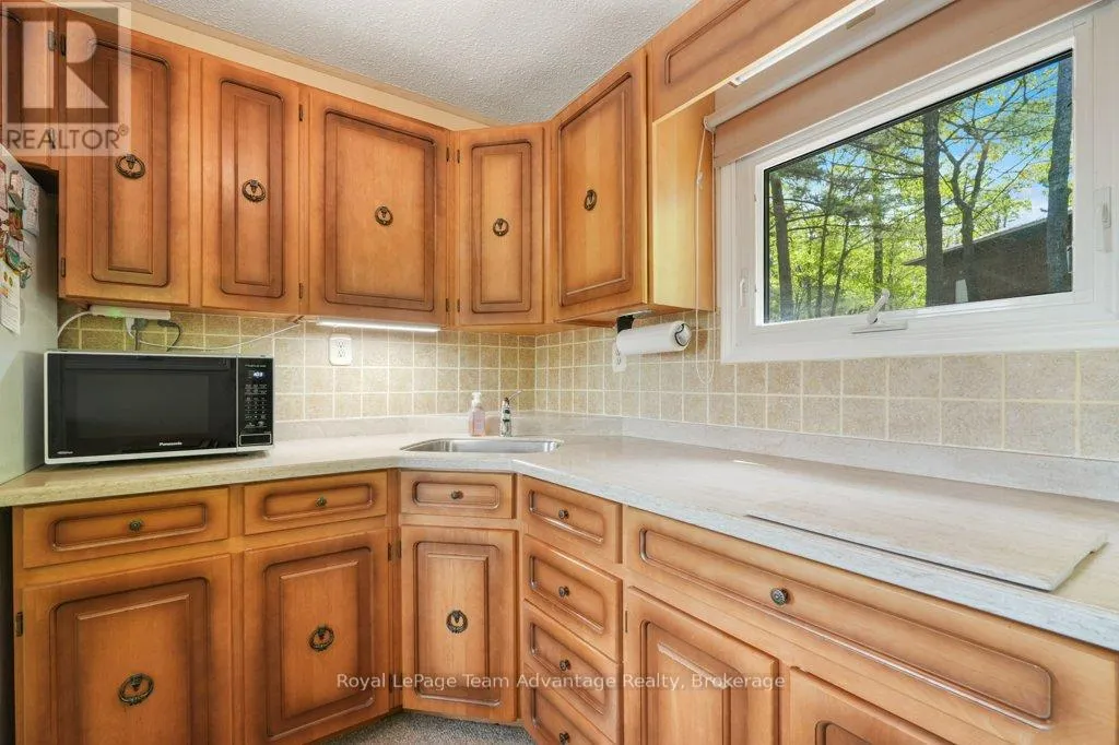 47 RIDGEWAY DRIVE