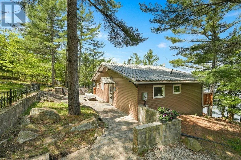 47 RIDGEWAY DRIVE
