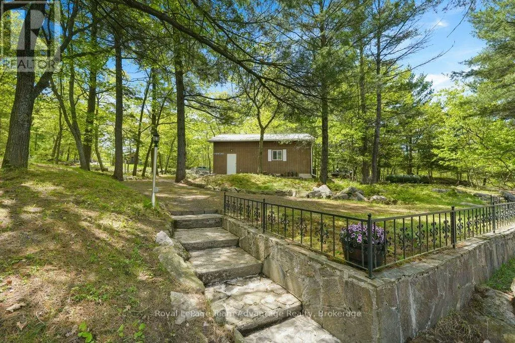 47 RIDGEWAY DRIVE