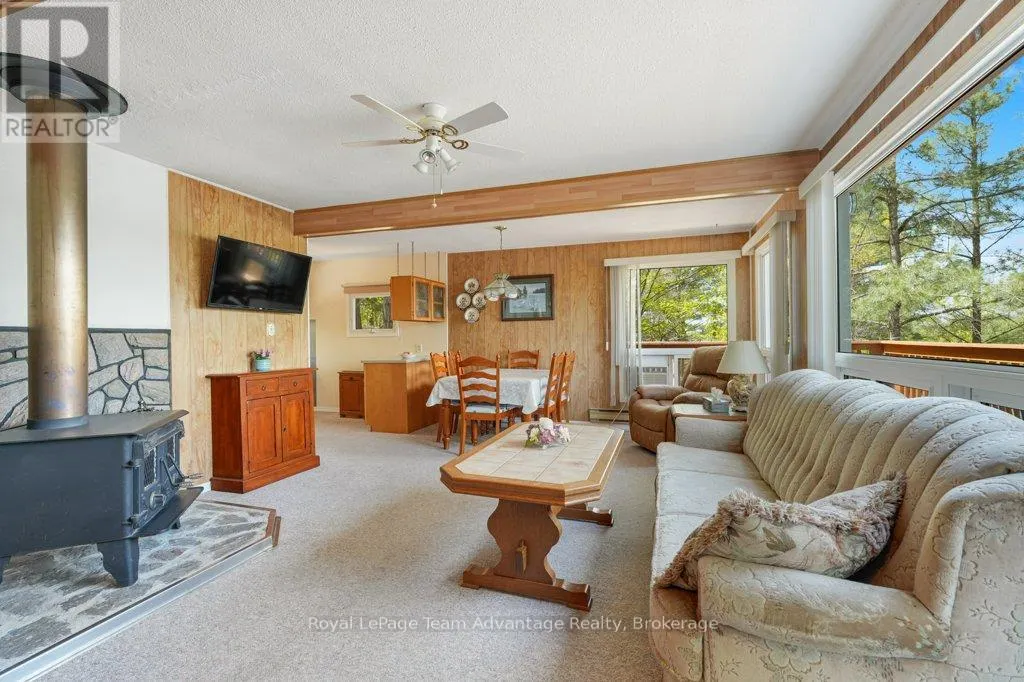 47 RIDGEWAY DRIVE