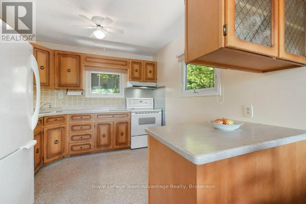 47 RIDGEWAY DRIVE