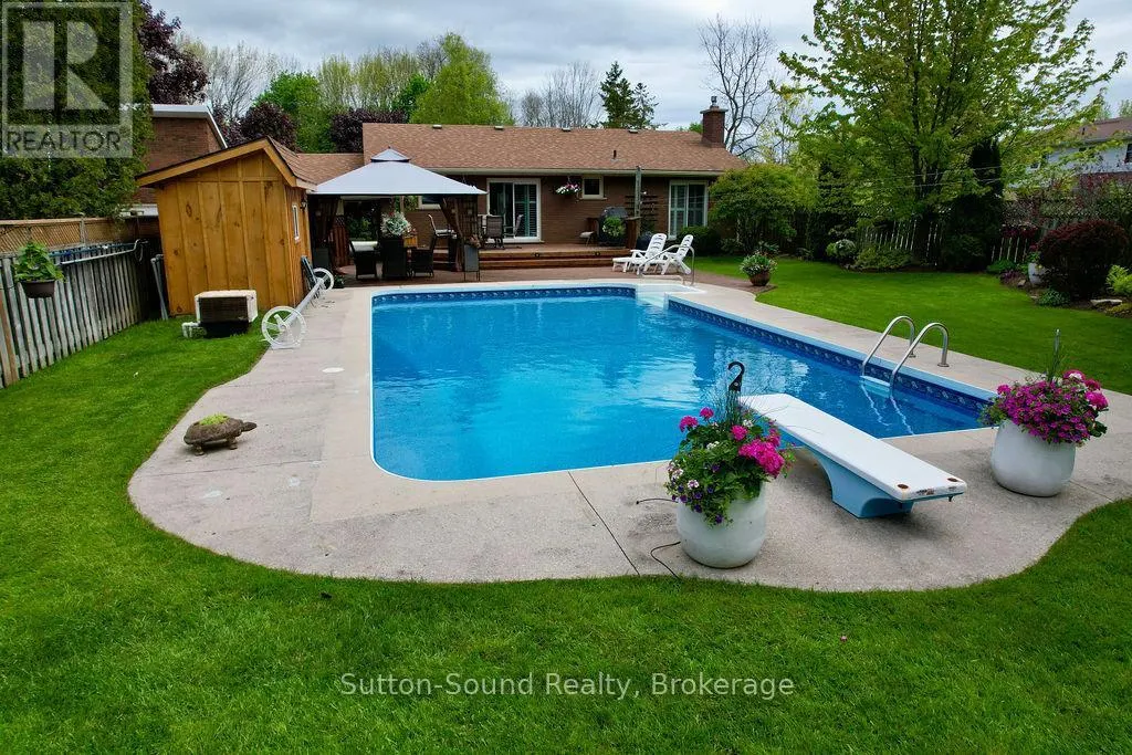635 26TH STREET W