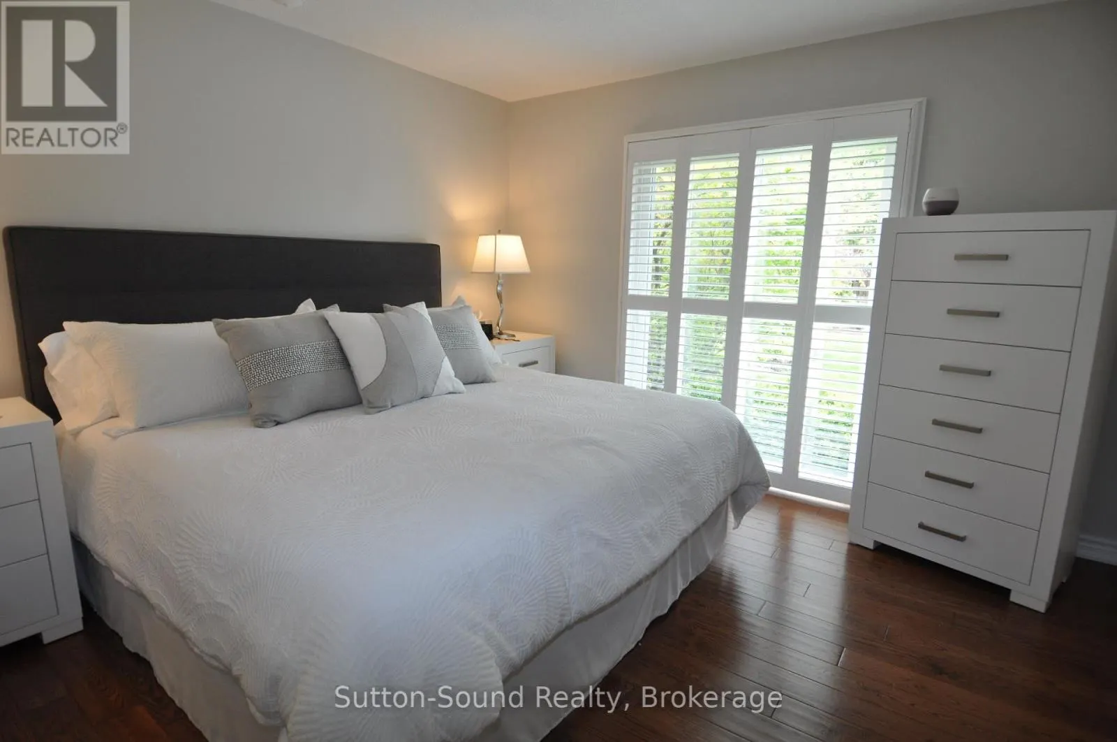635 26TH STREET W