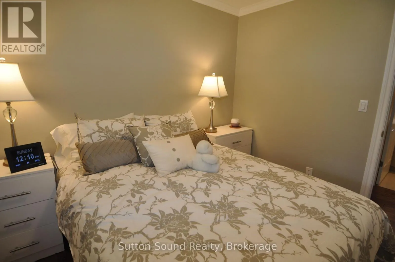 635 26TH STREET W