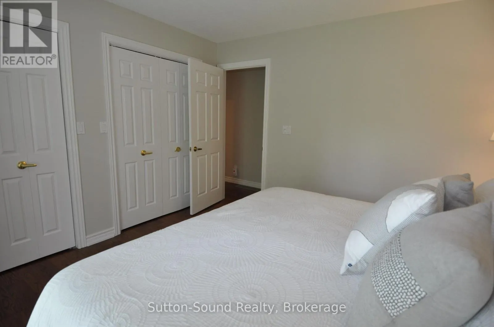 635 26TH STREET W