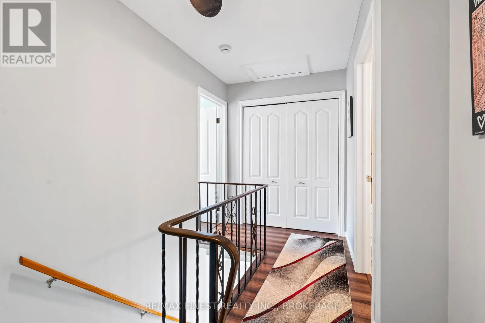 24 - 4427 BATH ROAD, #24