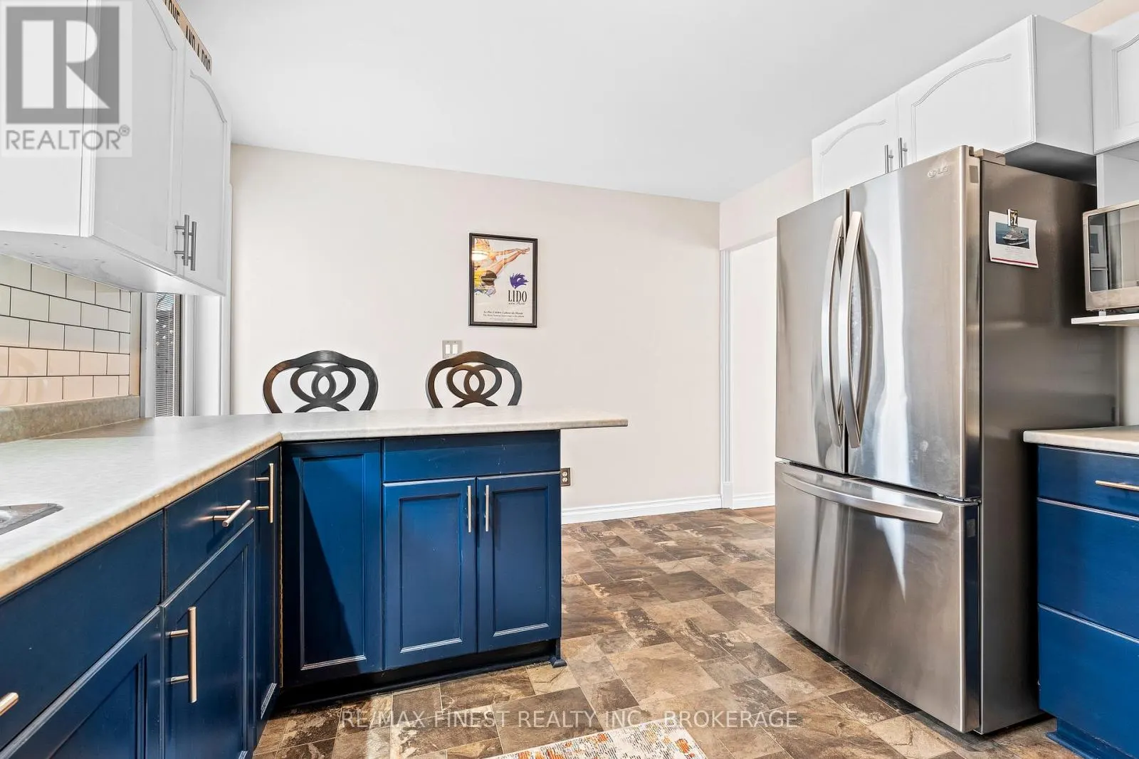 24 - 4427 BATH ROAD, #24