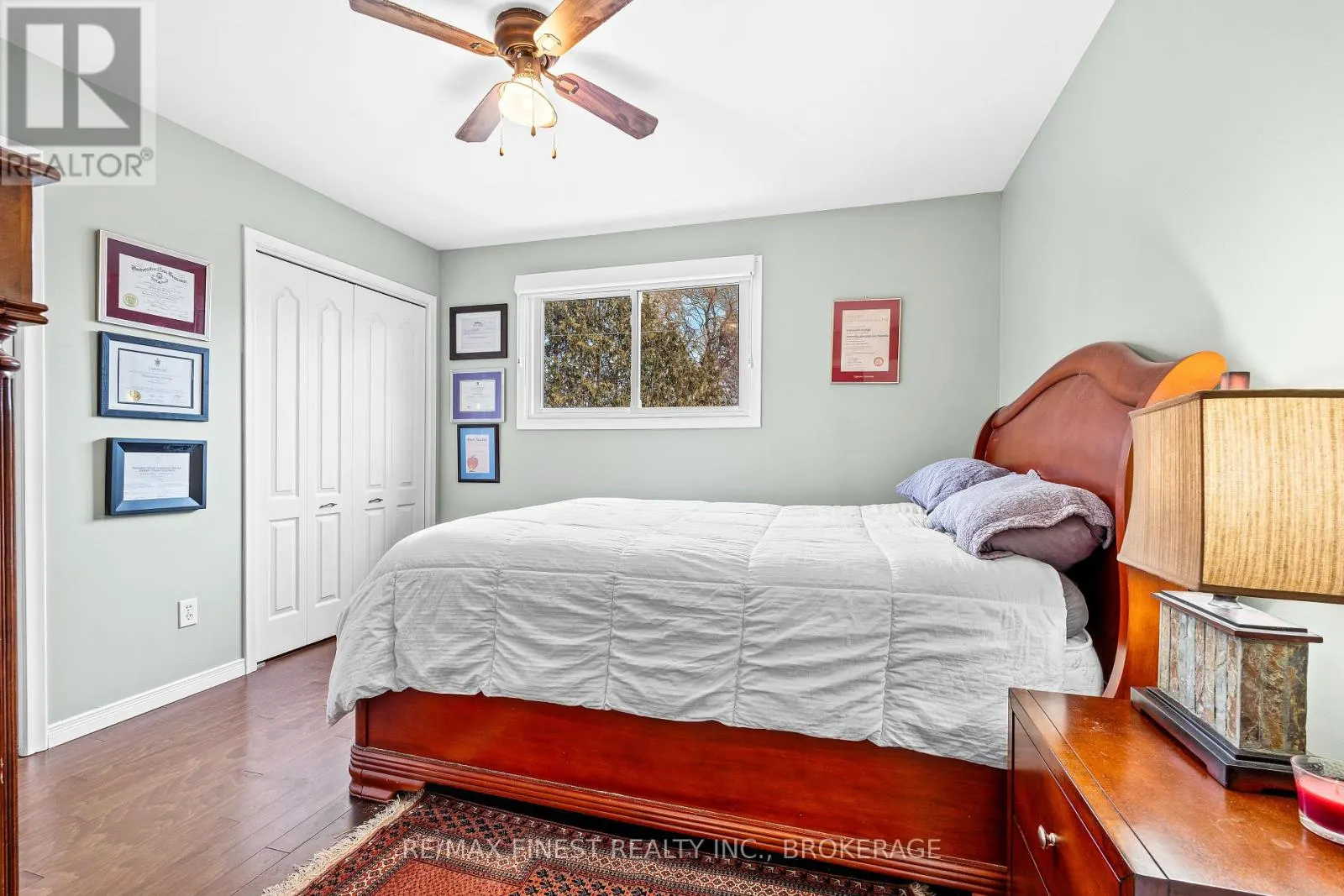 24 - 4427 BATH ROAD, #24