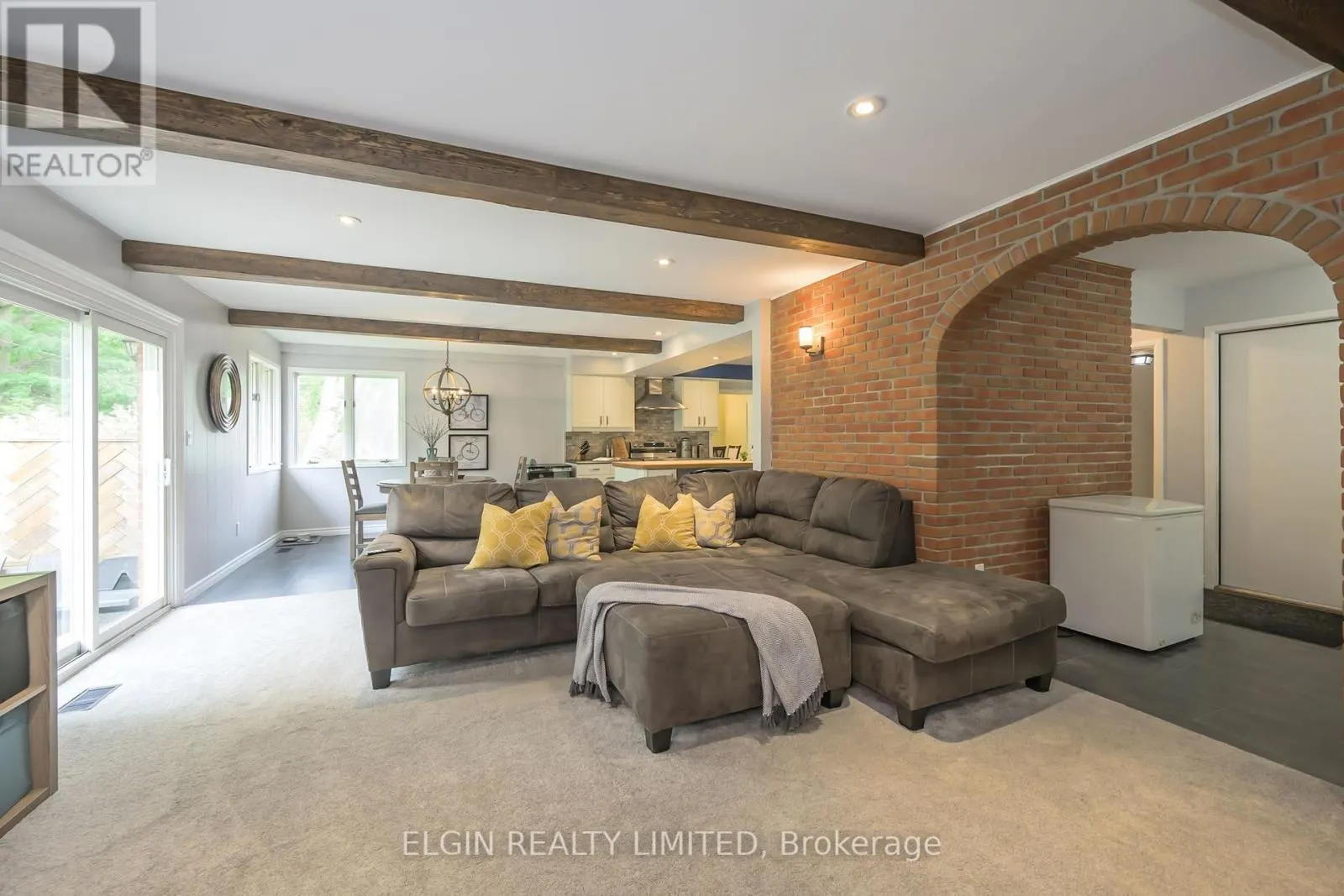 17 GLANWORTH AVENUE