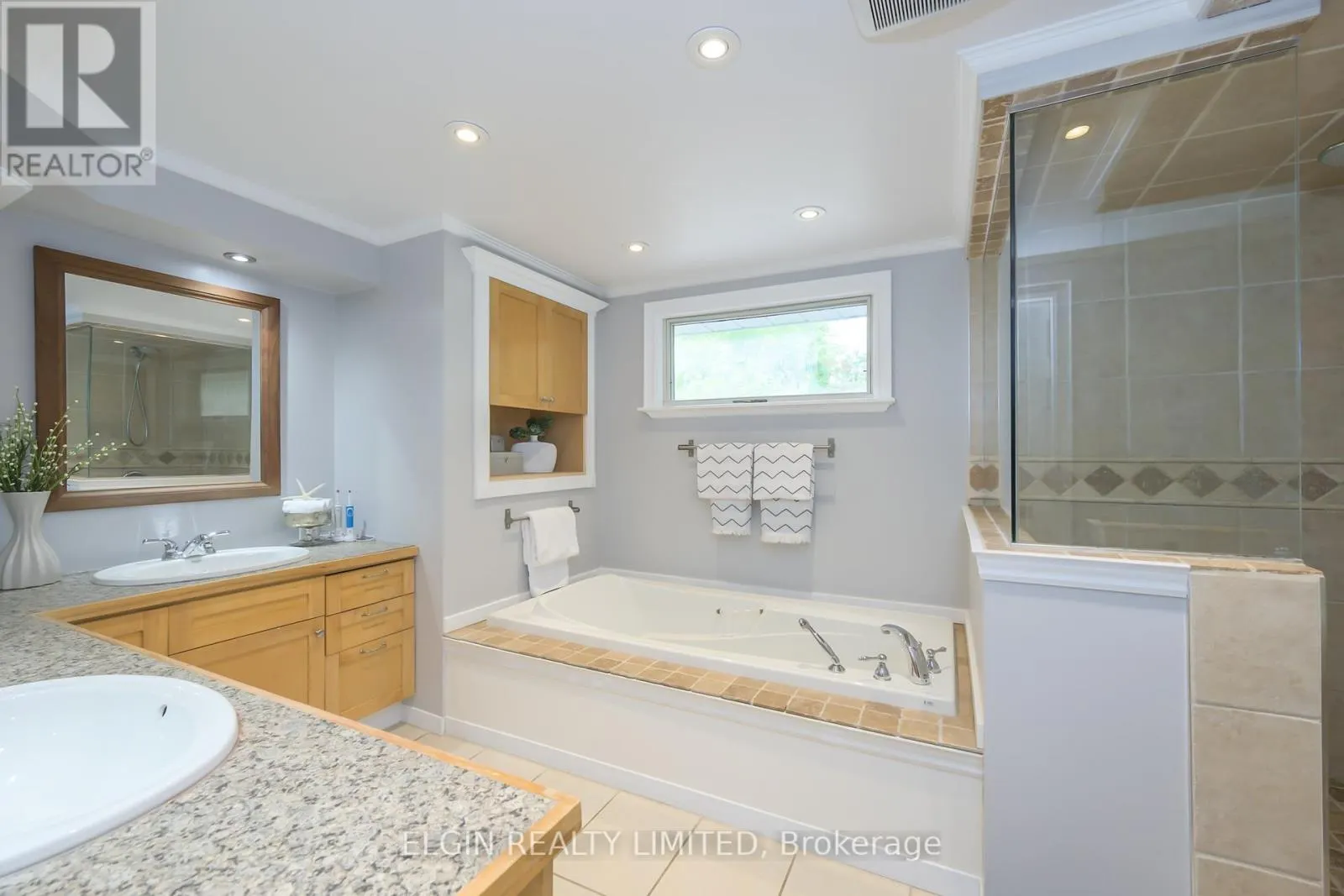 17 GLANWORTH AVENUE