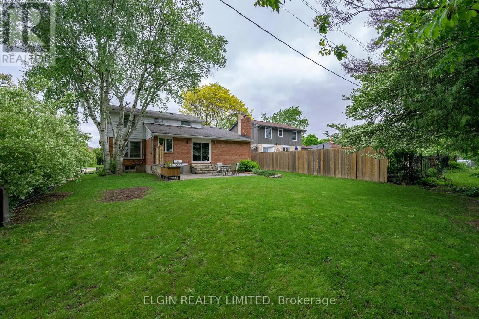 17 GLANWORTH AVENUE