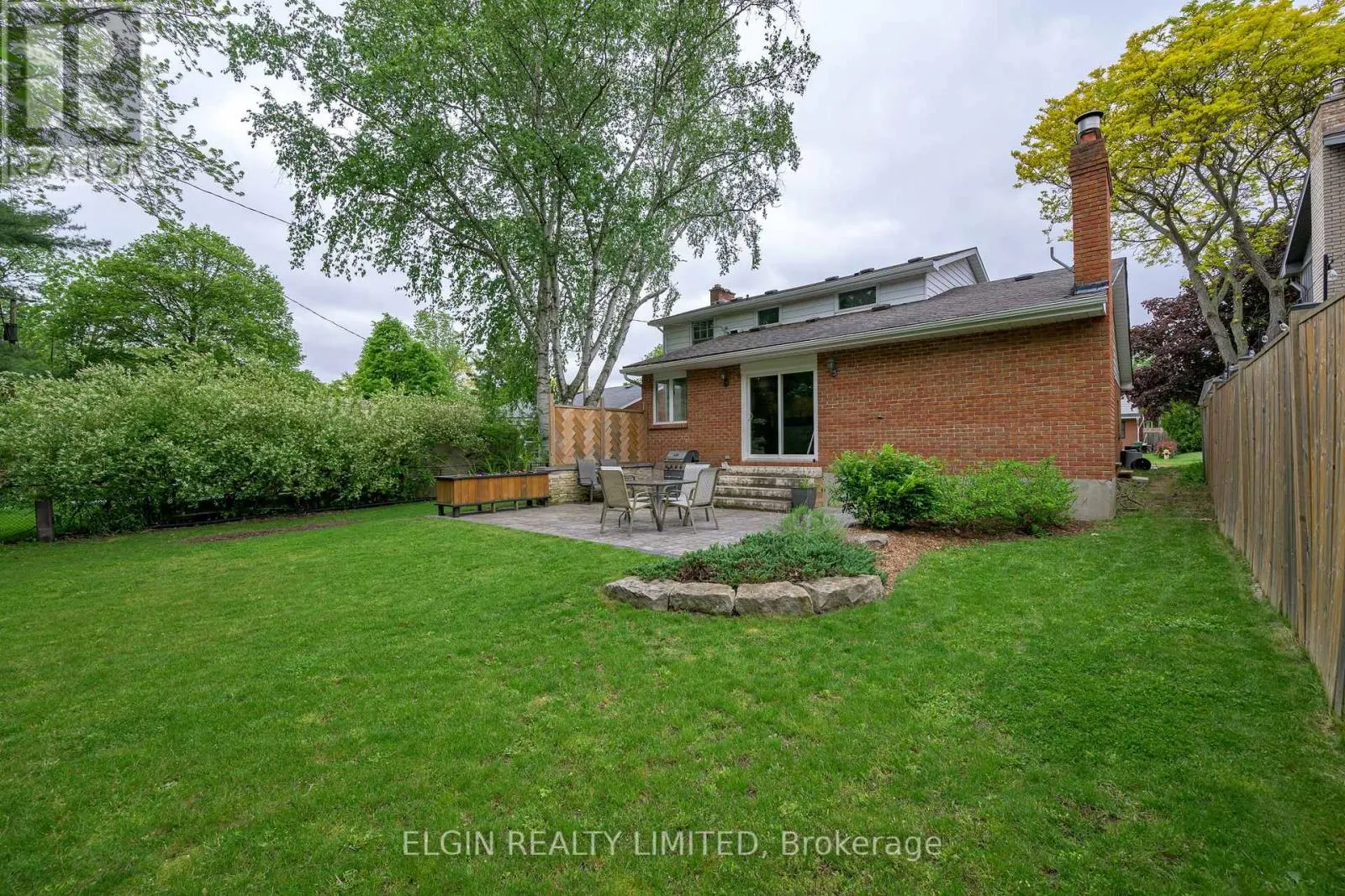 17 GLANWORTH AVENUE