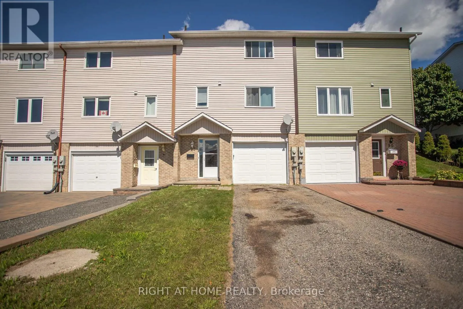 92 FARQUHAR PLACE