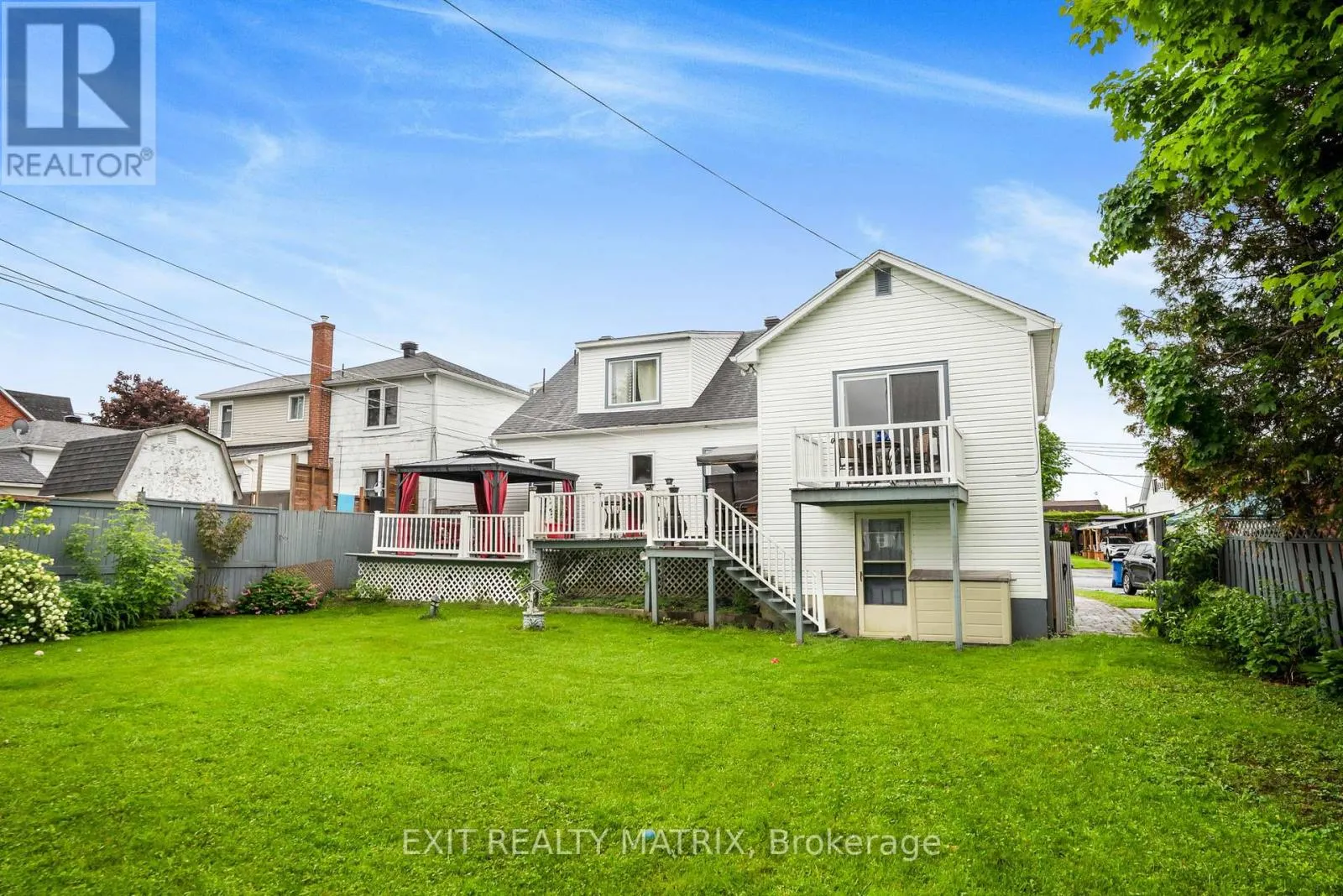 421-423 GARNEAU ROAD