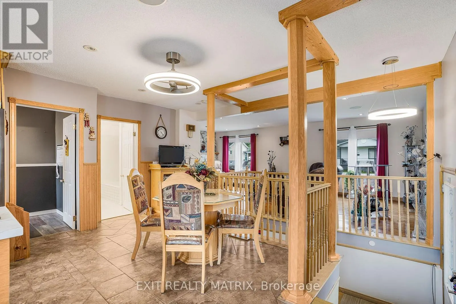 421-423 GARNEAU ROAD