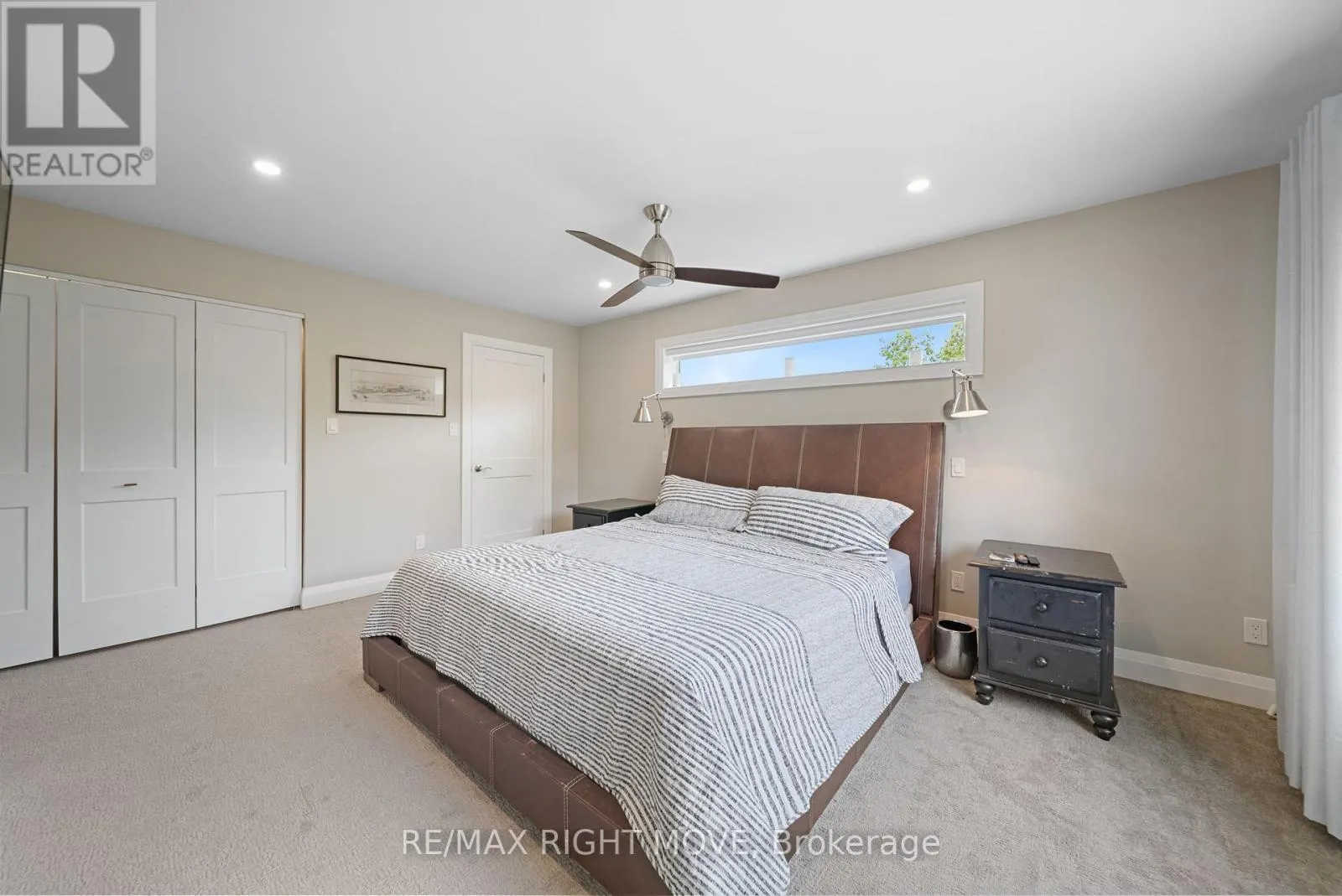1432 HONEY HARBOUR ROAD