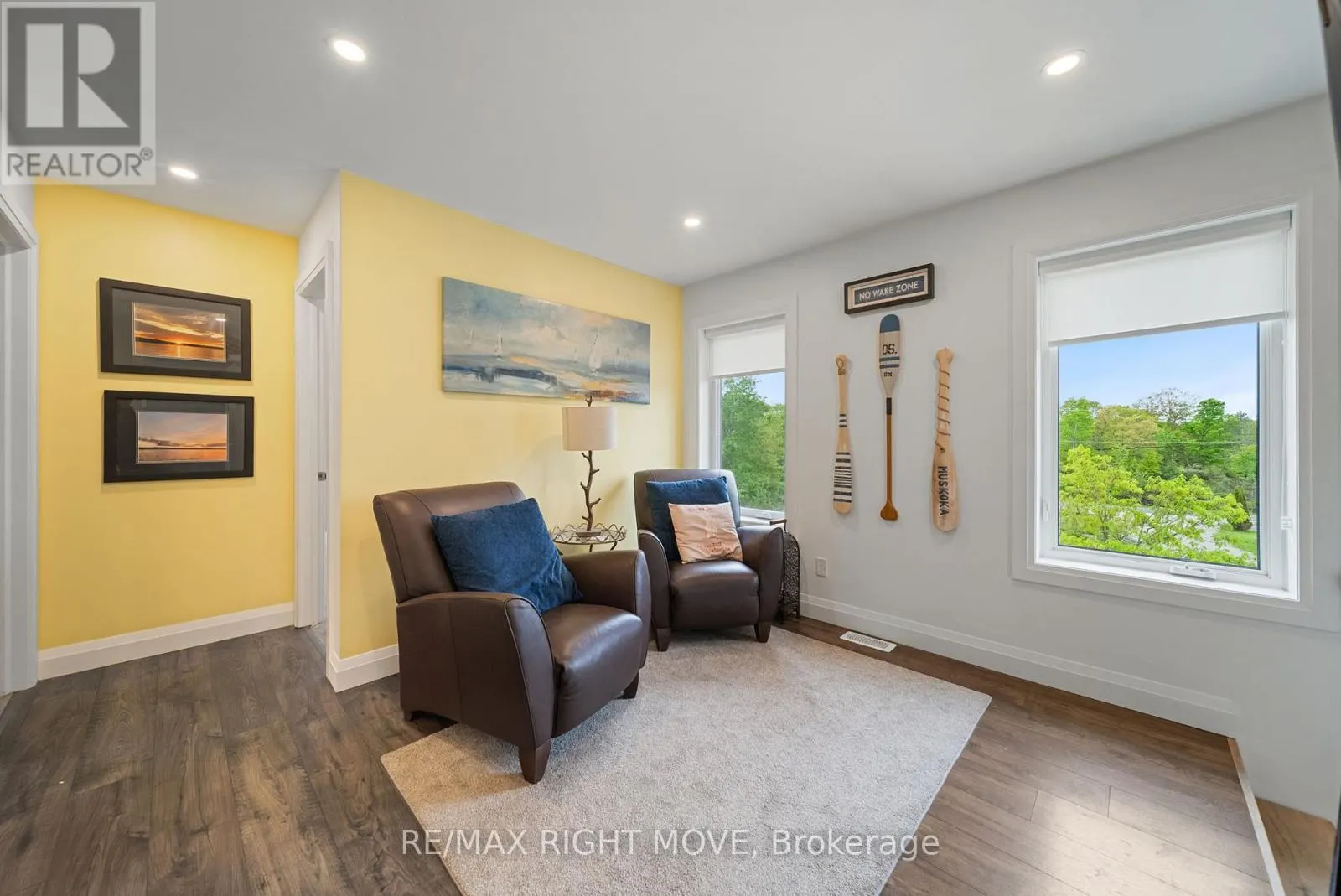 1432 HONEY HARBOUR ROAD