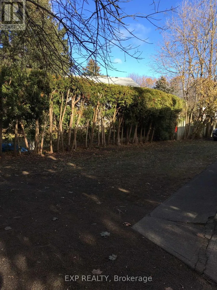 10 BELVEDERE PLACE
