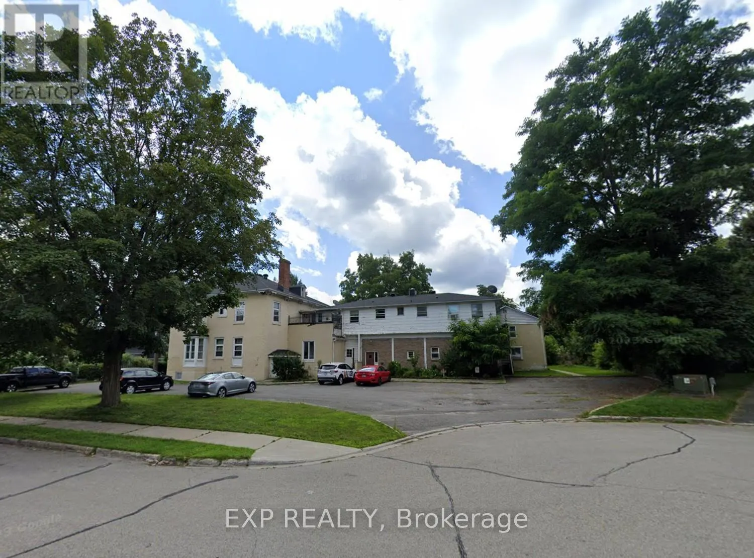 10 BELVEDERE PLACE