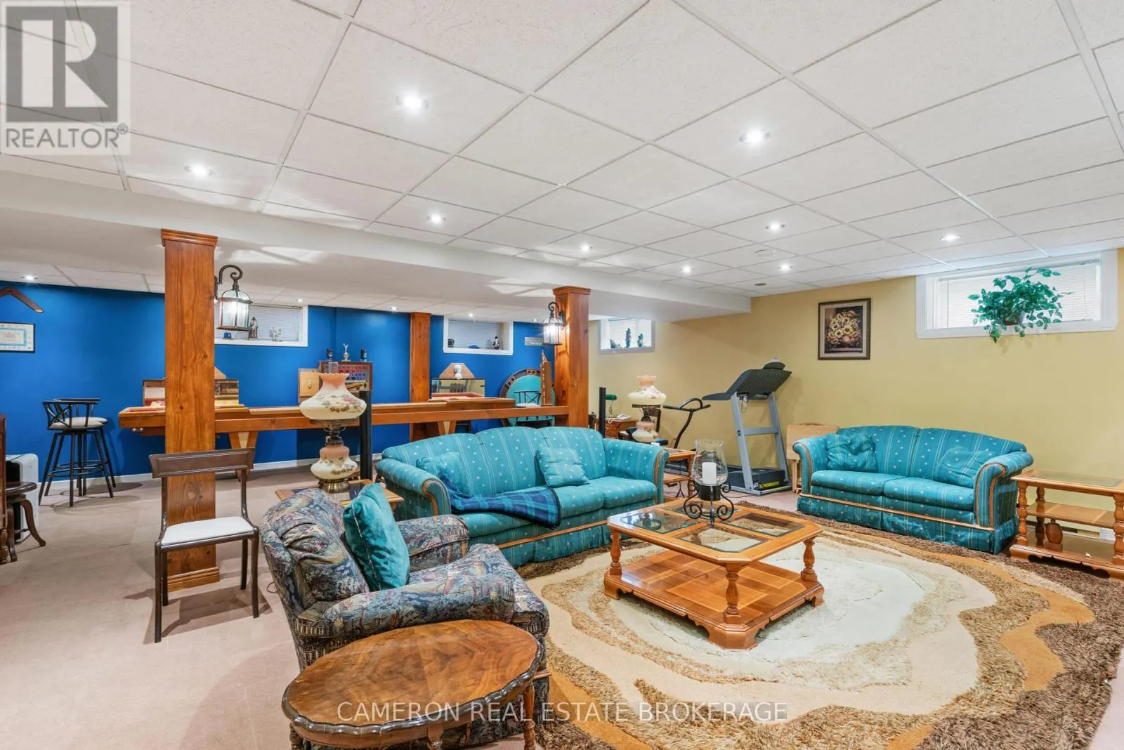 1316 PATRICIA PLACE