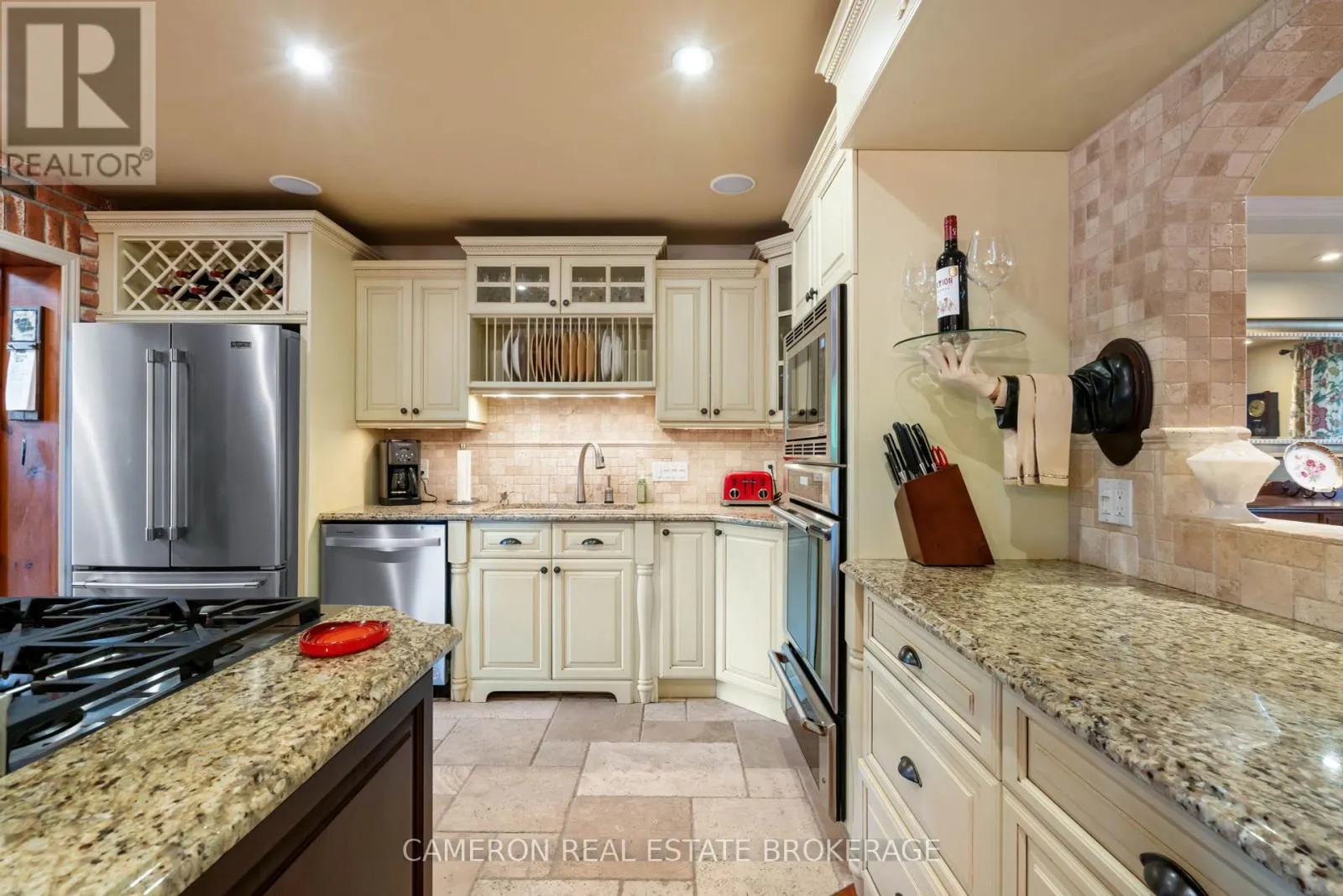 1316 PATRICIA PLACE