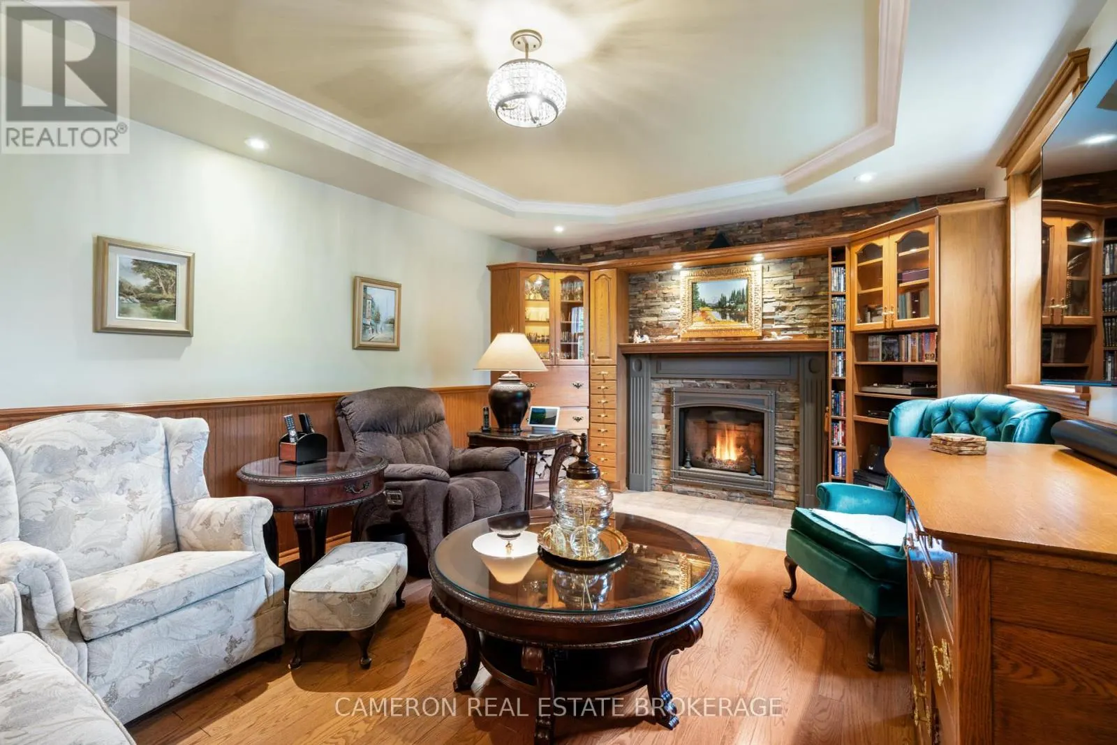 1316 PATRICIA PLACE