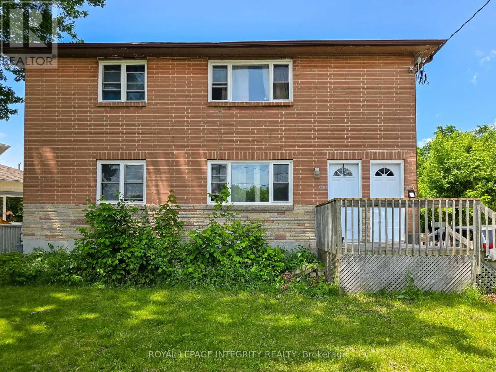 1204-1206 CASWELL CRESCENT