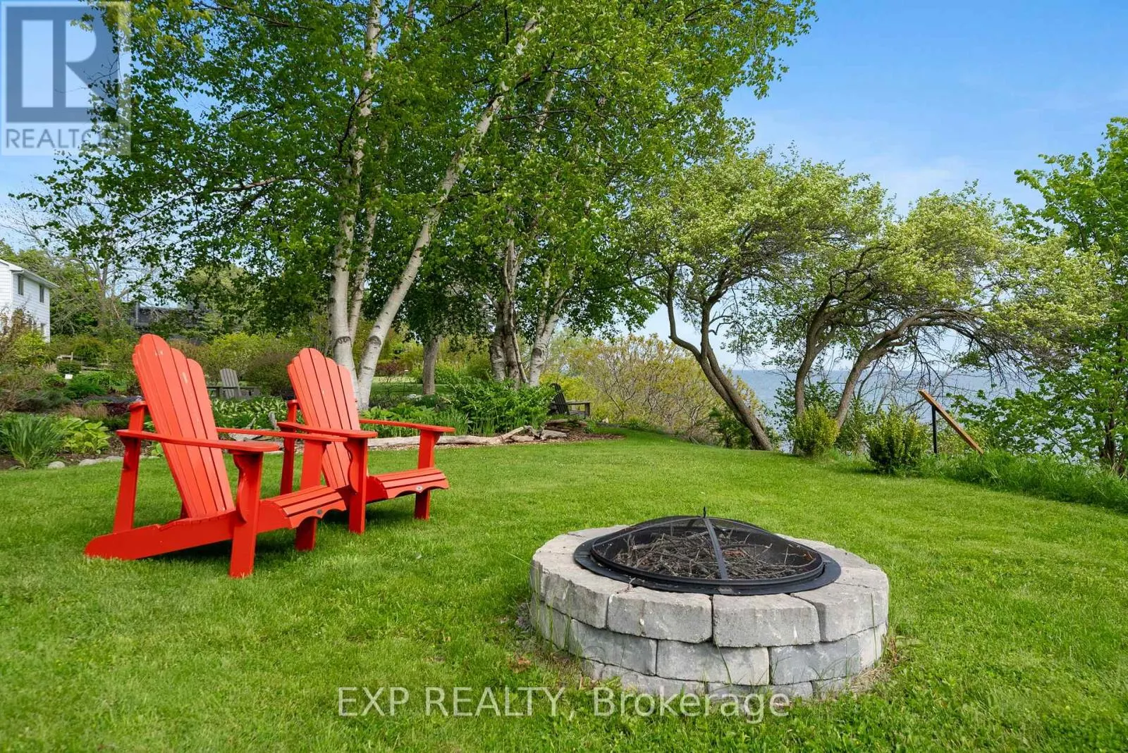 519 LAKESHORE ROAD