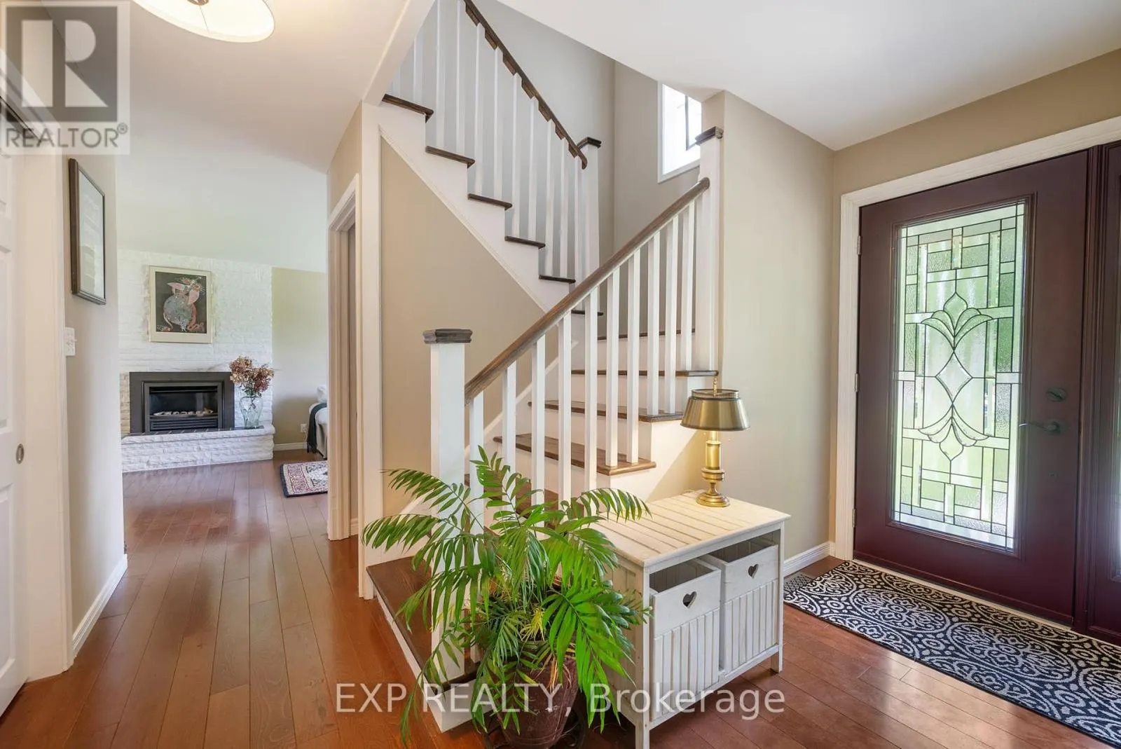 519 LAKESHORE ROAD