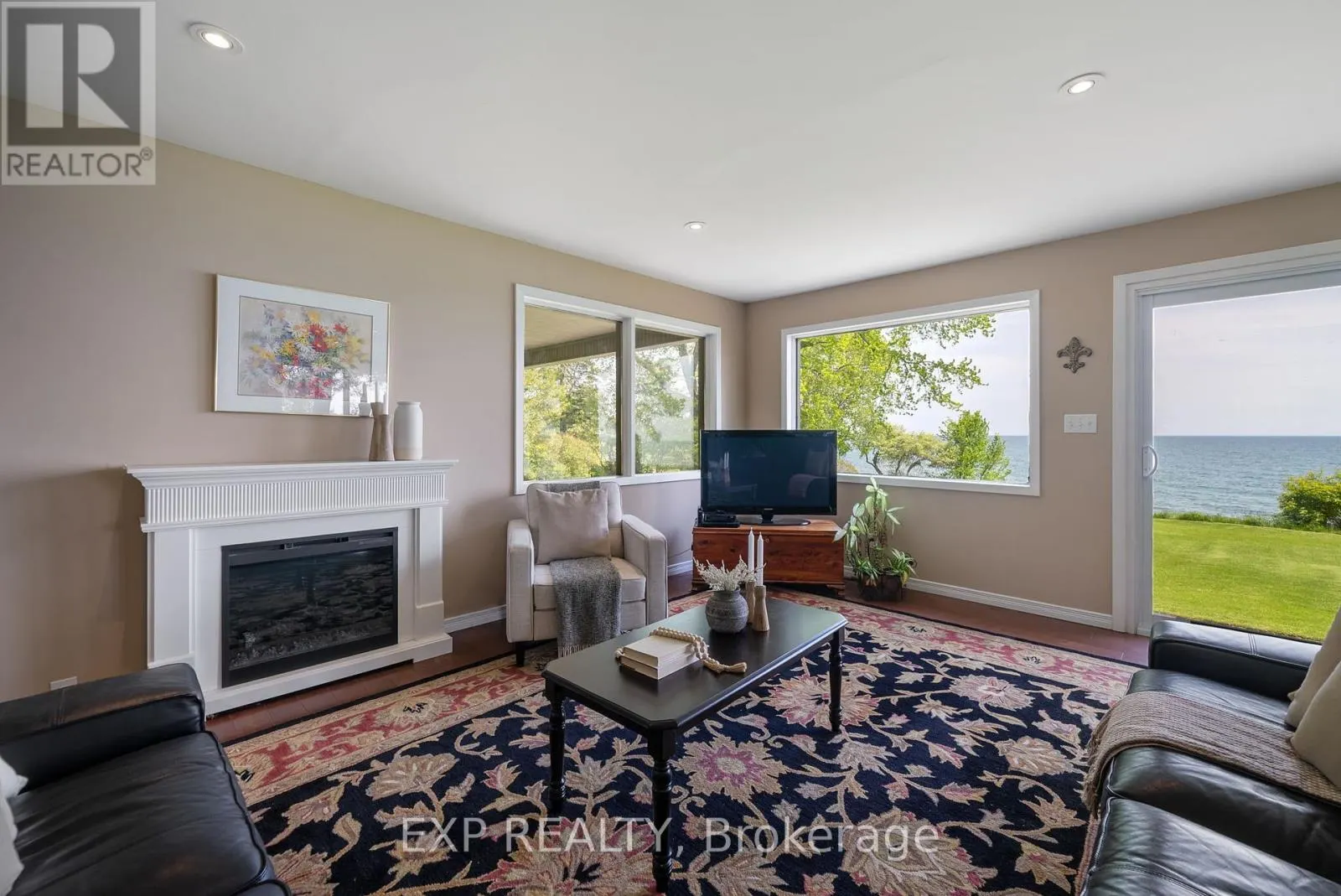 519 LAKESHORE ROAD