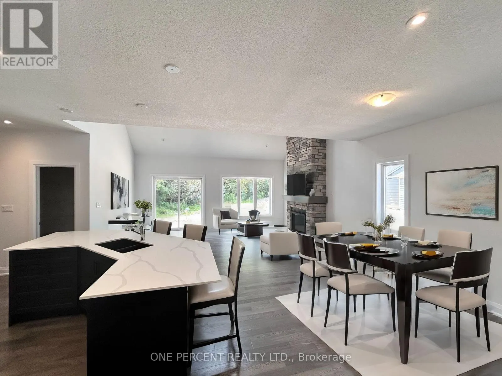 122 BEACON DRIVE
