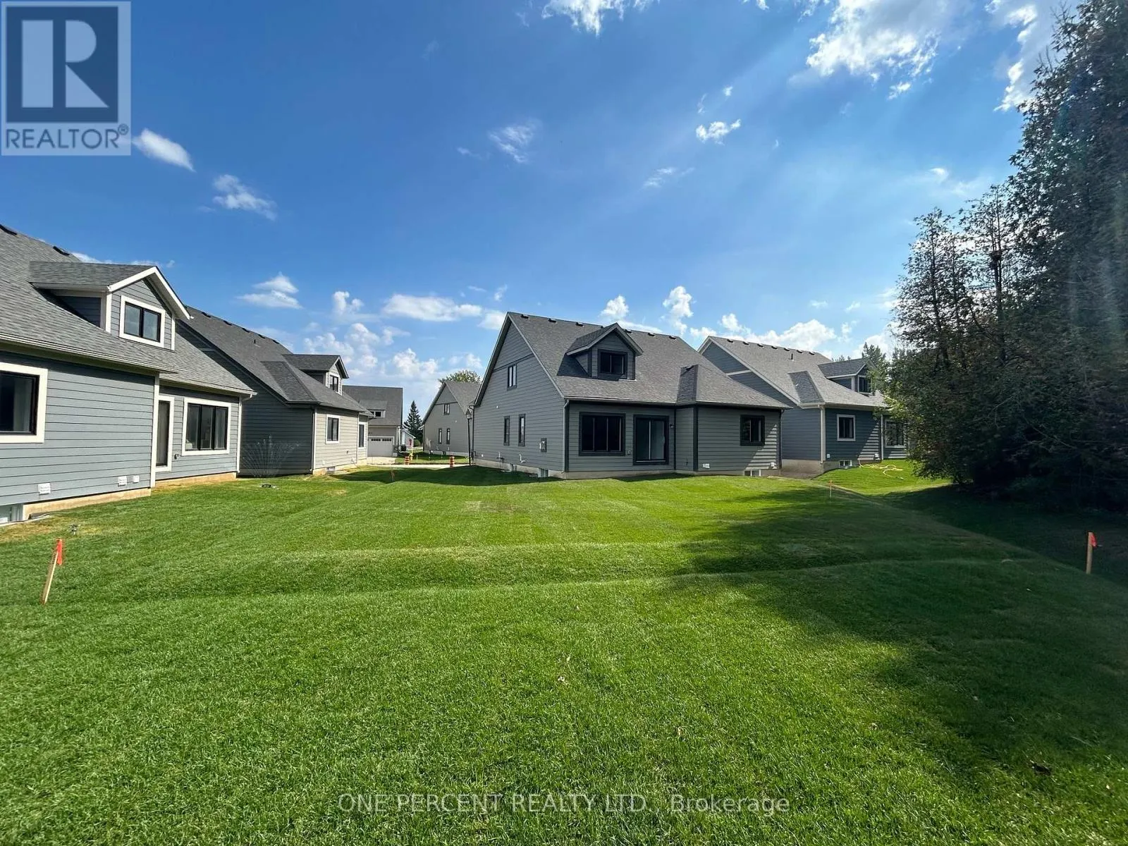 122 BEACON DRIVE