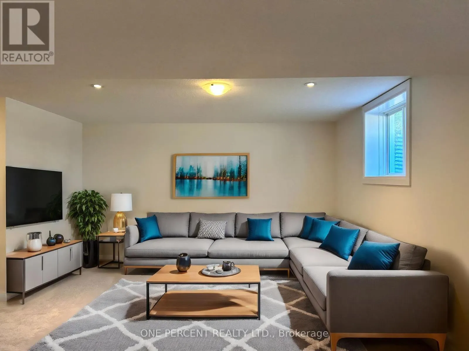 122 BEACON DRIVE