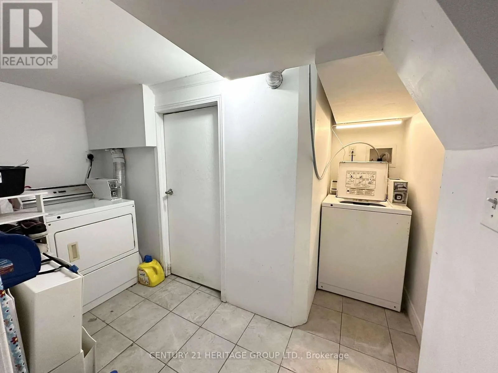 15 WEST 1ST STREET