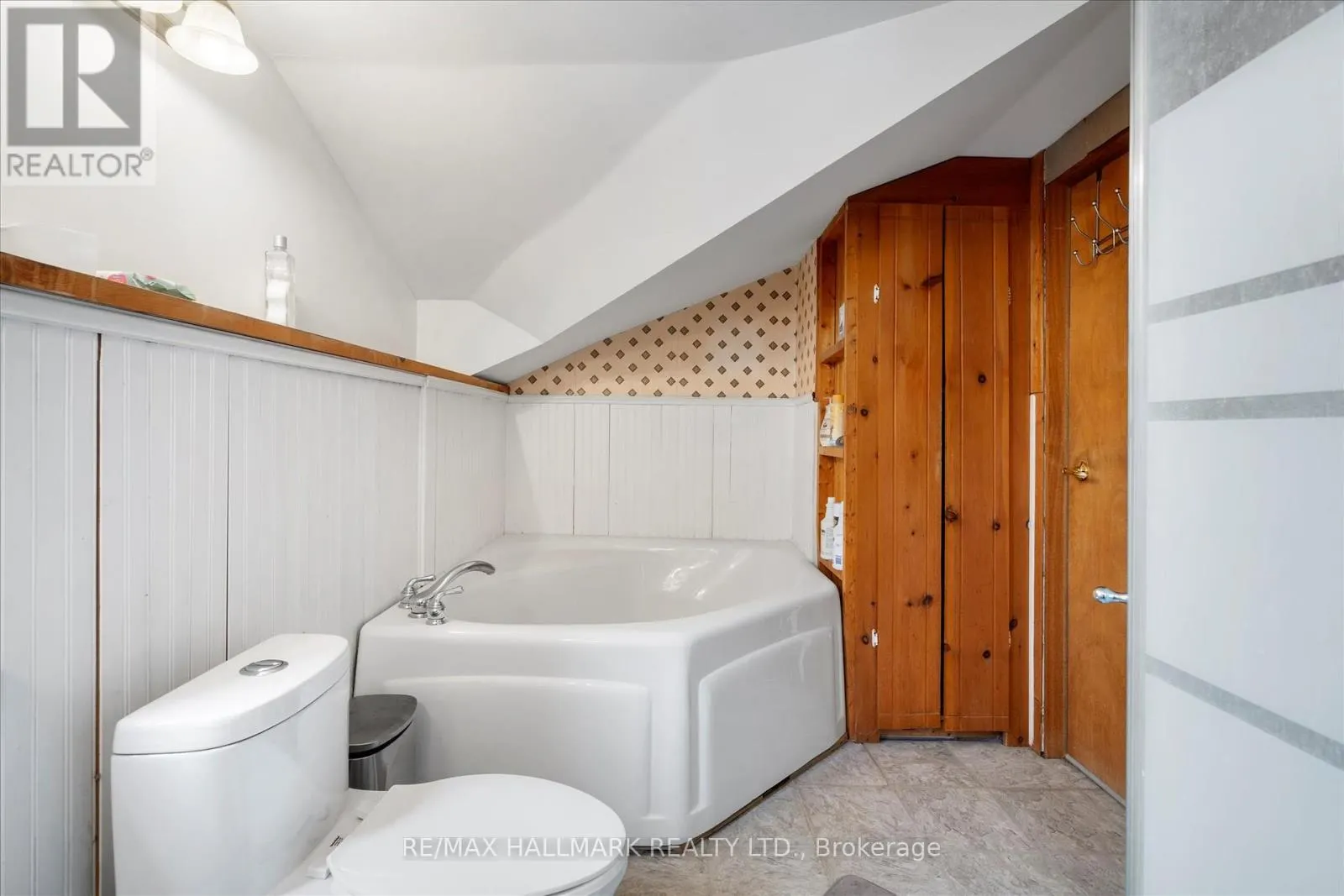 188 VALENTIA ROAD
