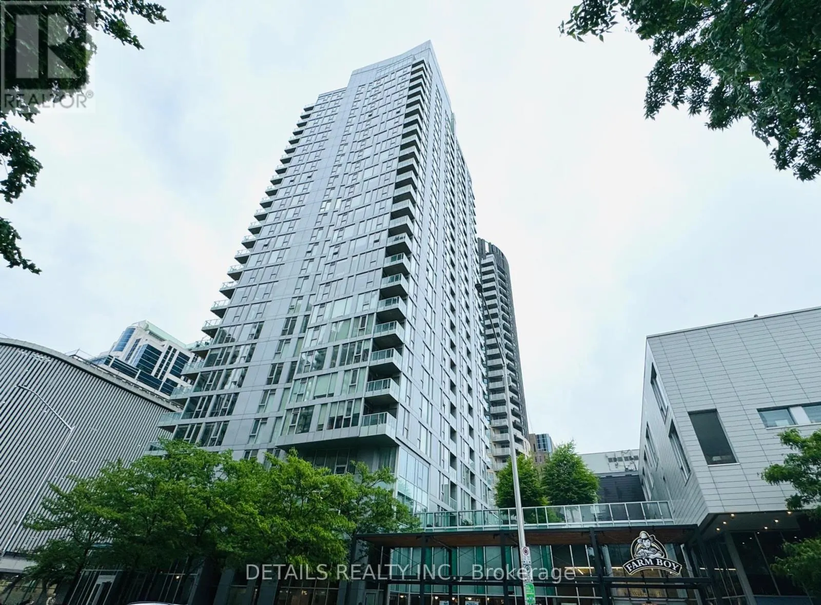 1607 - 179 METCALFE STREET