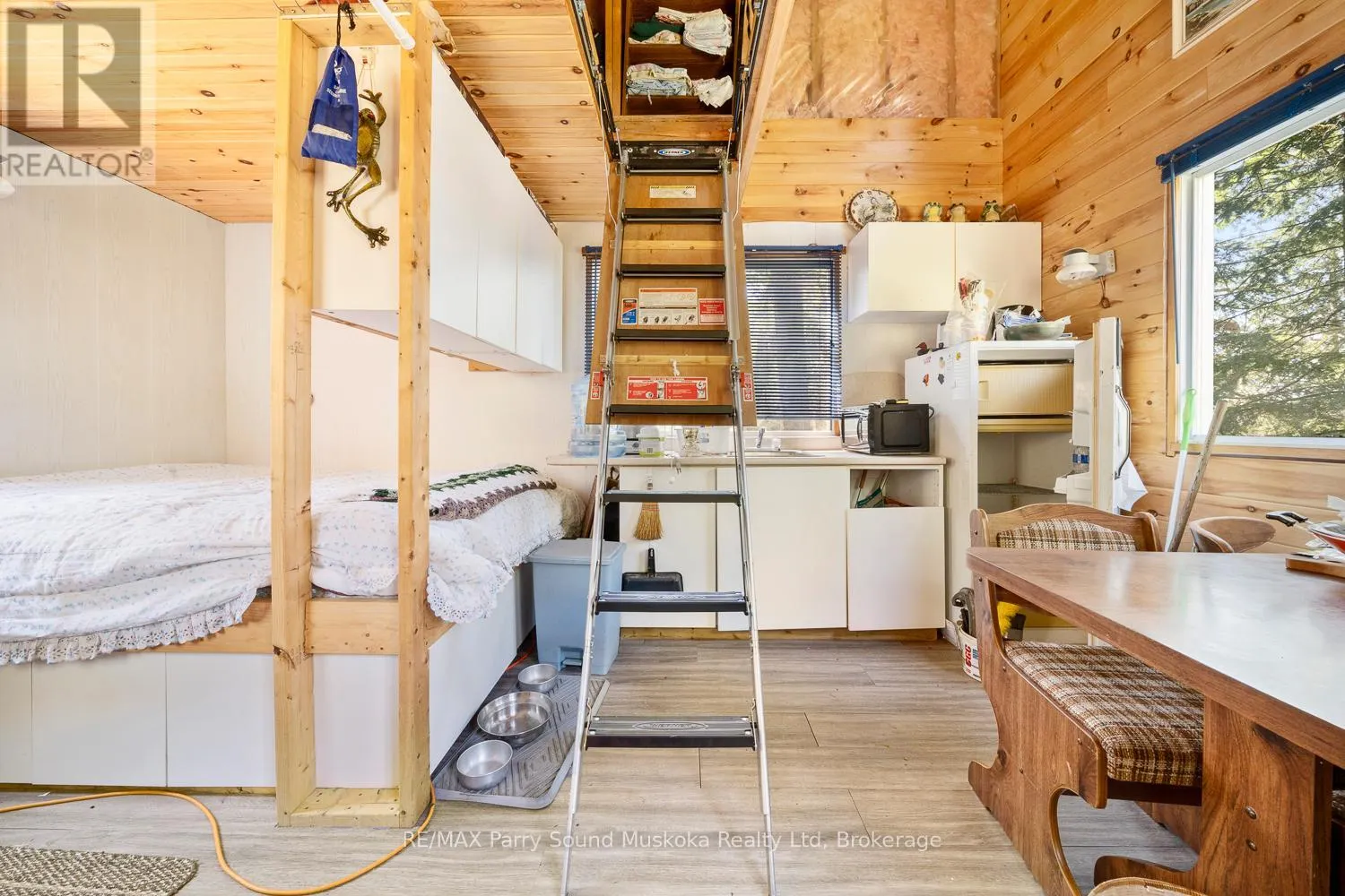 23 DANCY LANE