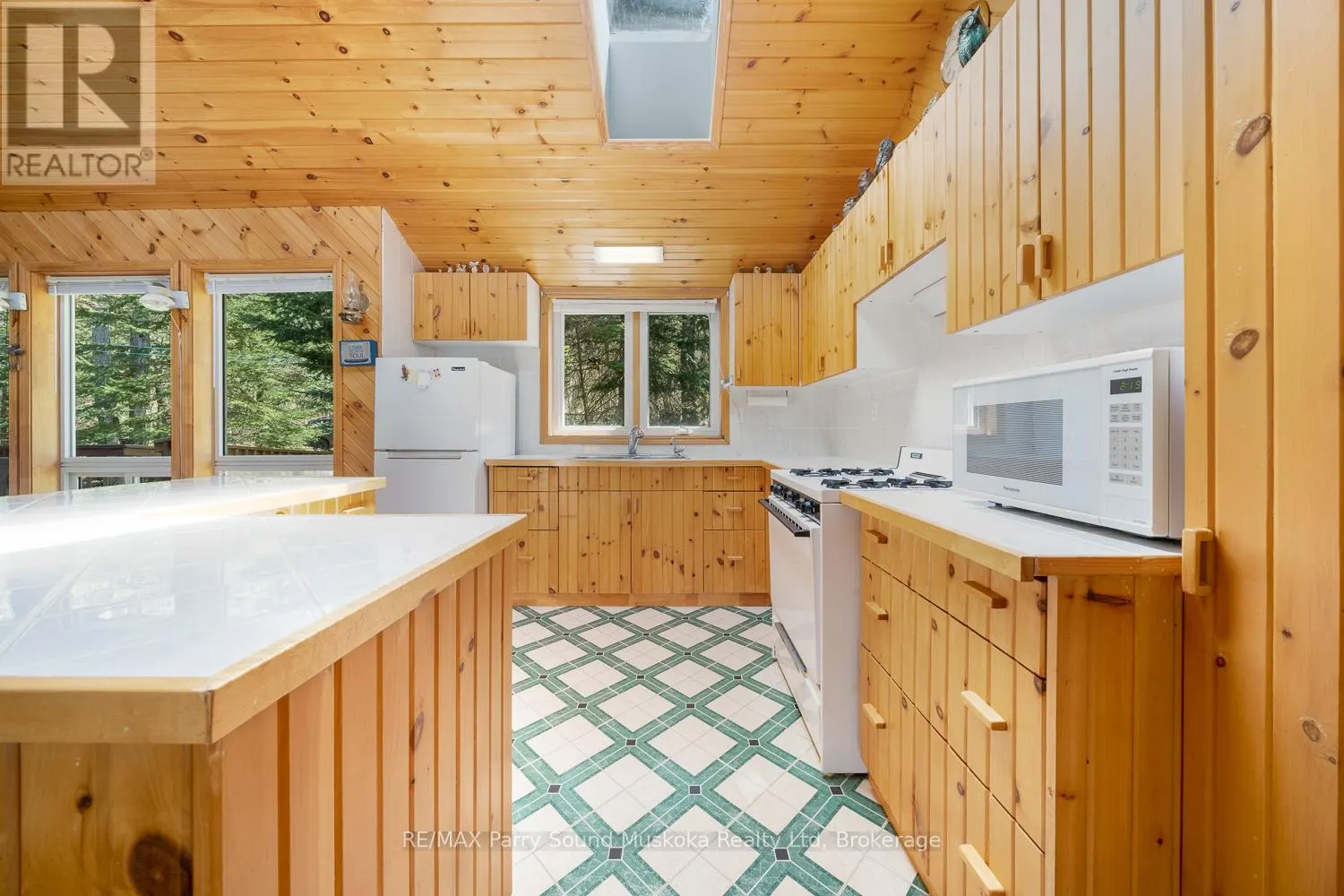 25 DANCY LANE