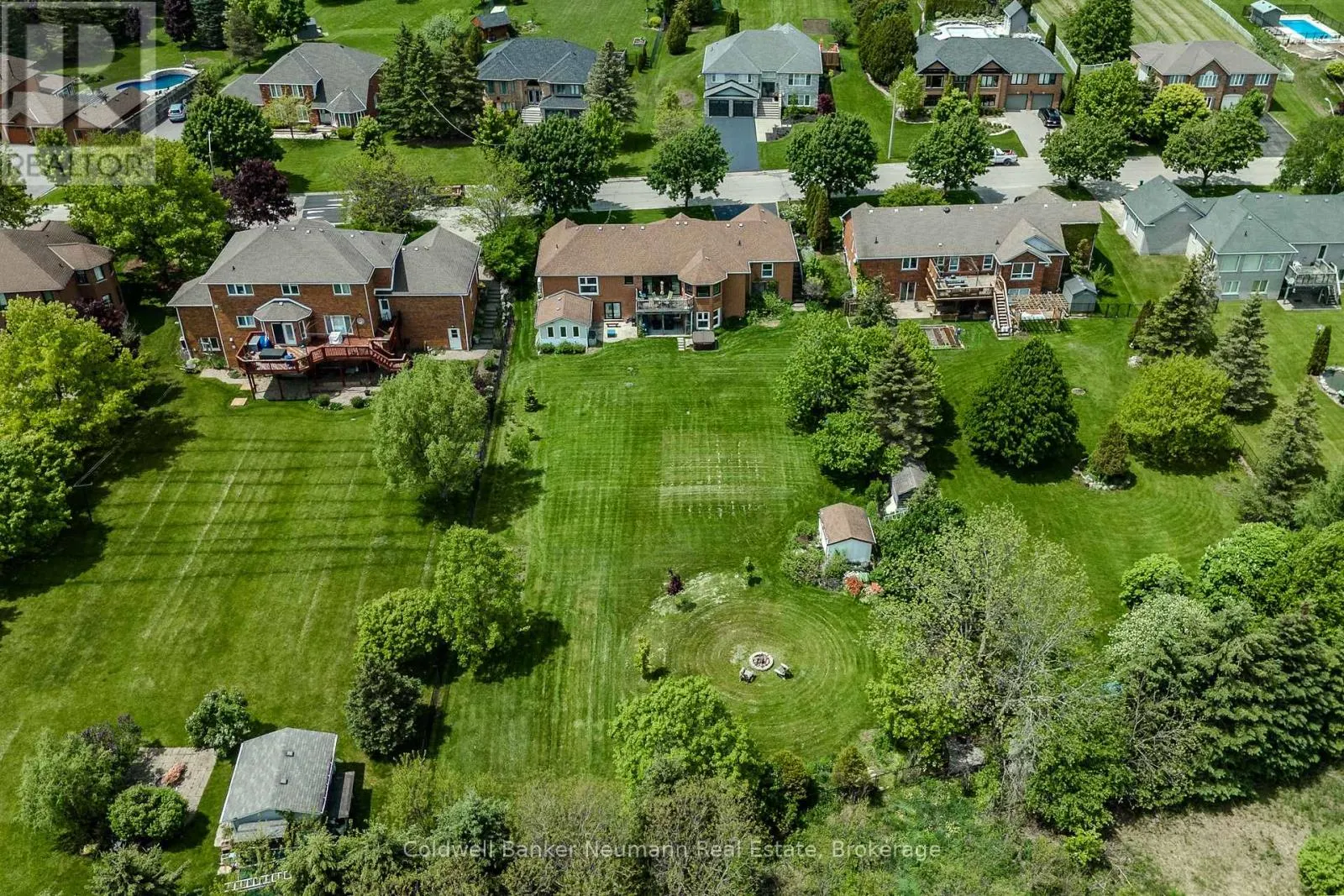 27 CROSS CREEK BOULEVARD