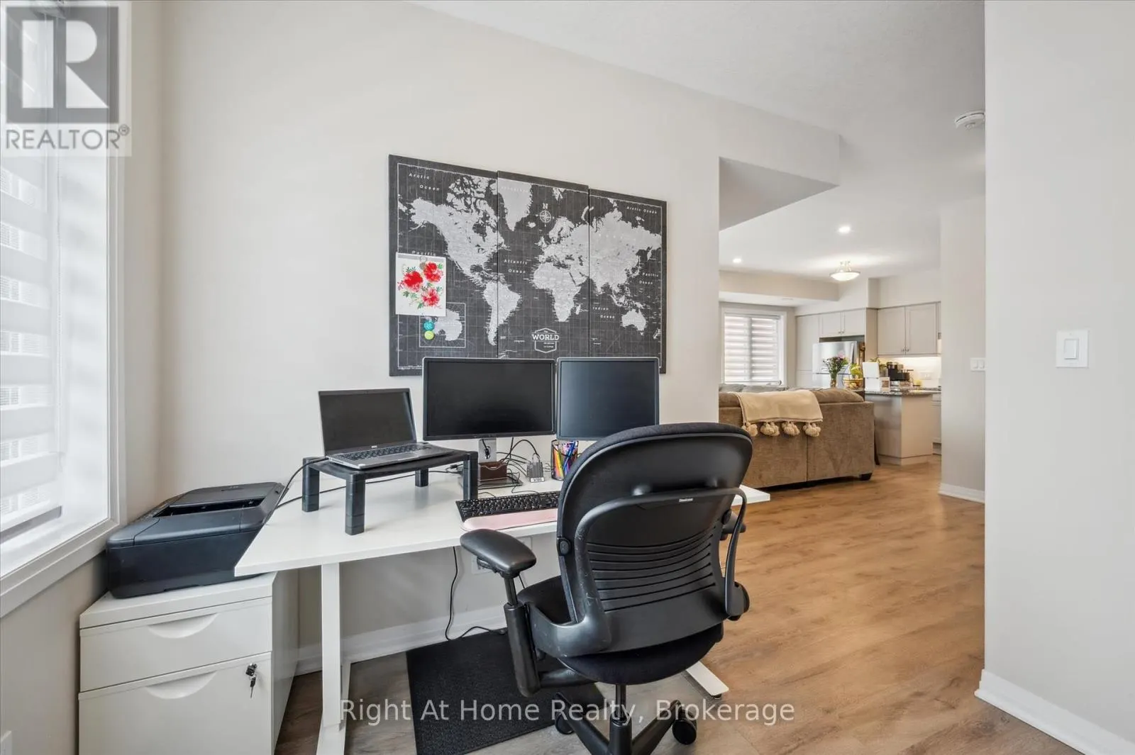 1586 FISCHER-HALLMAN ROAD
