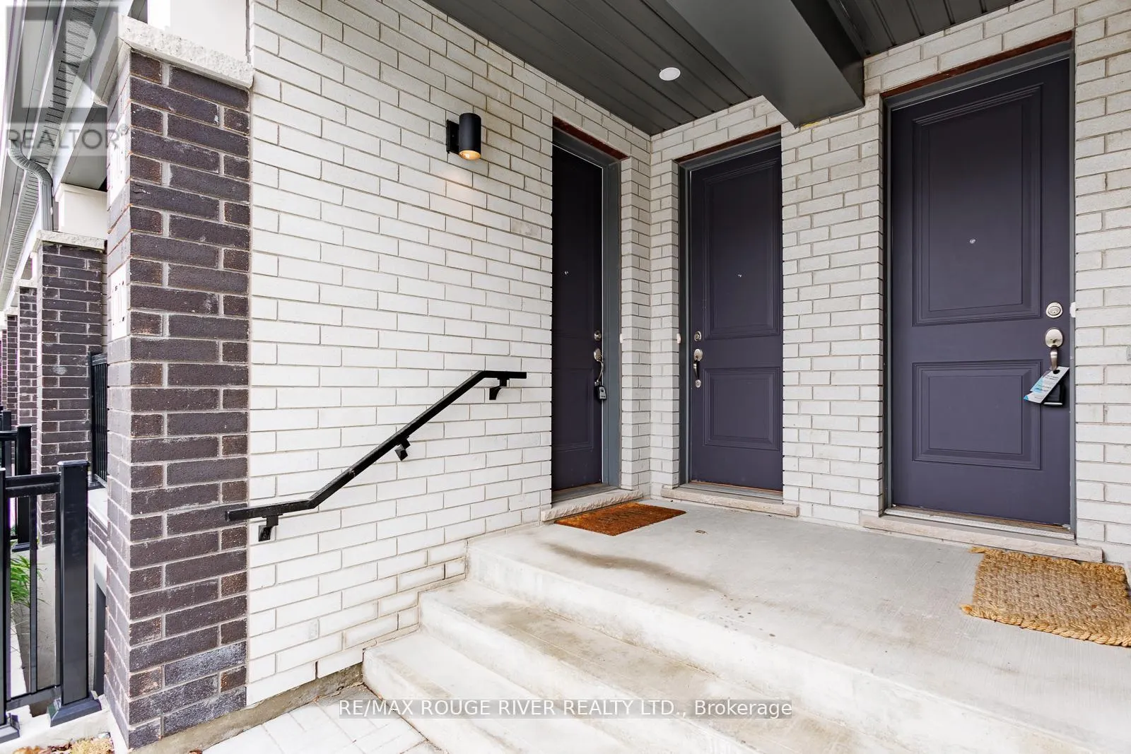 1702 - 160 DENSMORE ROAD, #1702