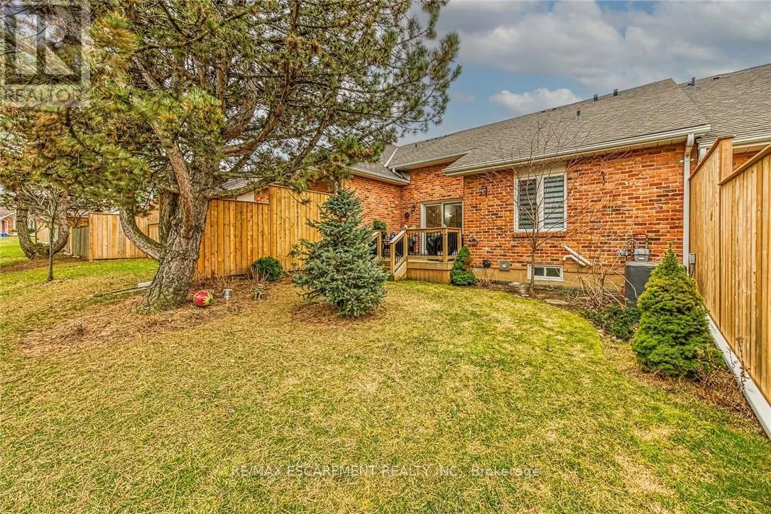 31 - 810 GOLF LINKS ROAD